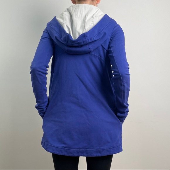 Lululemon Sweater - Picture 3 of 8